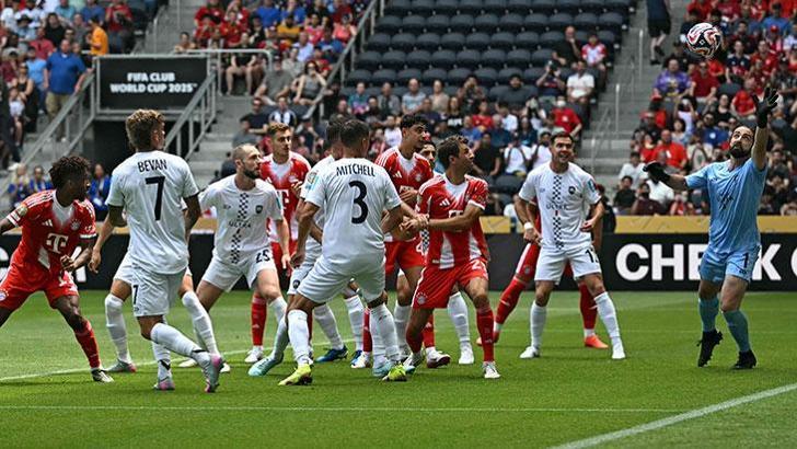 Bayern Münih - Auckland City maçından kareler
