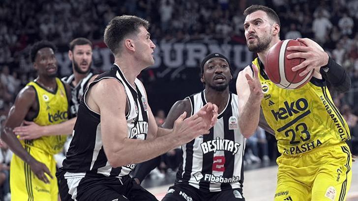 Beşiktaş Fibabanka - Fenerbahçe Beko maçından kareler