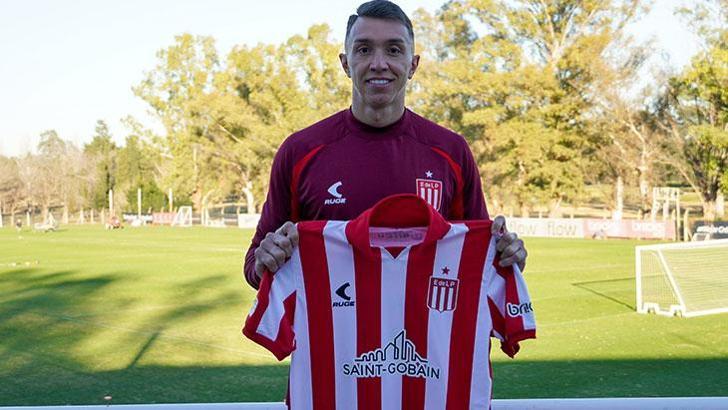 Fernando Muslera imzayı attı, formayı giydi