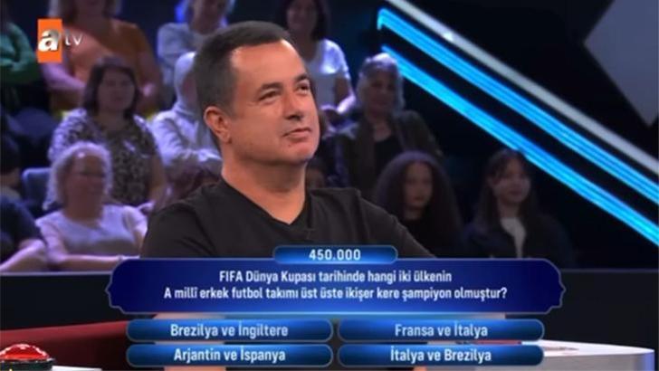 Acun Ilıcalı 'Güven Bana' adlı programda şov yaptı! Şampiyonları ezbere saydı