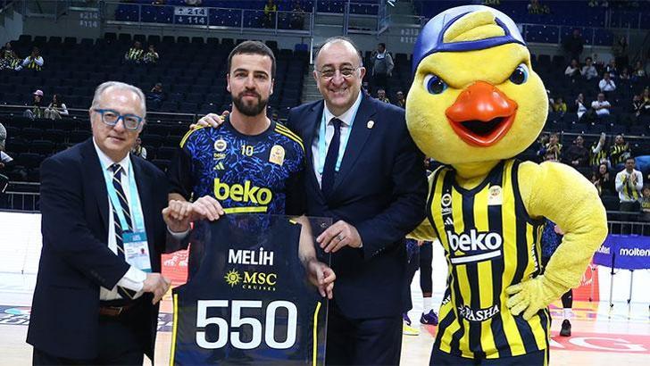 Fenerbahçe'de bir dönem sona eriyor! 11 yıl sonra sürpriz ayrılık