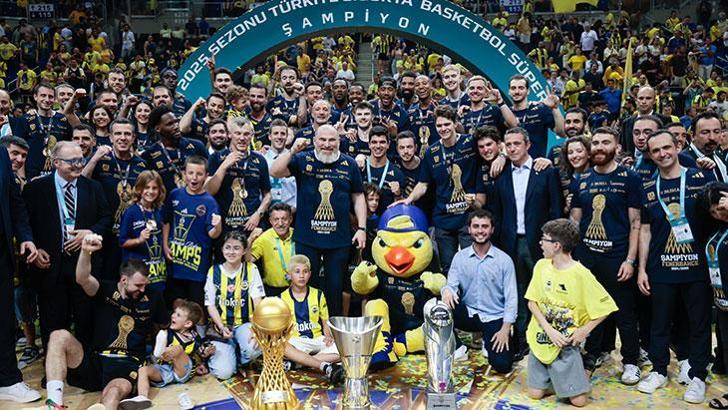 Fenerbahçe'de şampiyonluk yaşadı, Galatasaray ile anlaştı!