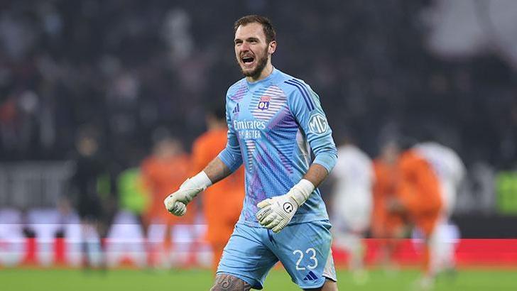 Galatasaray ile anılıyordu! Göztepe'den sürpriz transfer