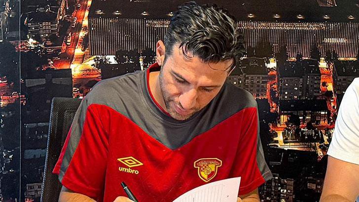 Göztepe'de İsmail Köybaşı imzayı attı! 1 yıllık sözleşme
