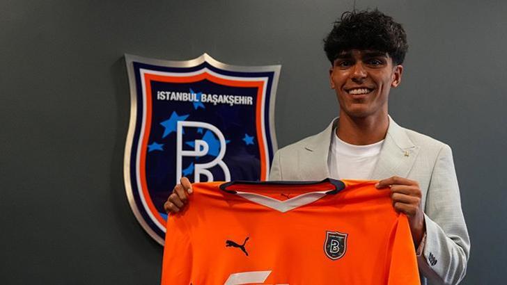 Başakşehir, Berkay Aslan'ı transfer etti!