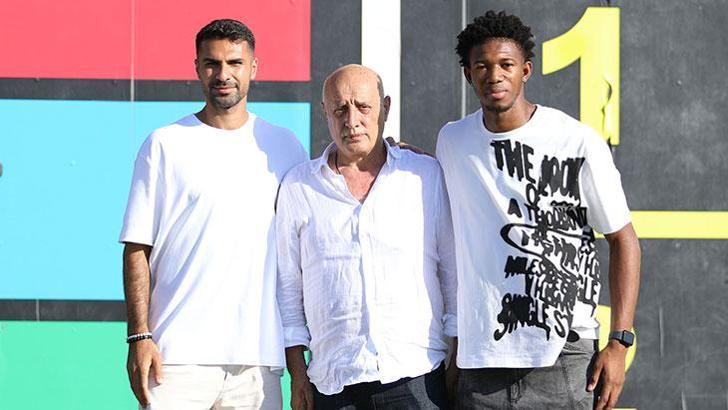 Zeki Çelik ve Gaoussou Diarra, İstanbulspor'u ziyaret etti!