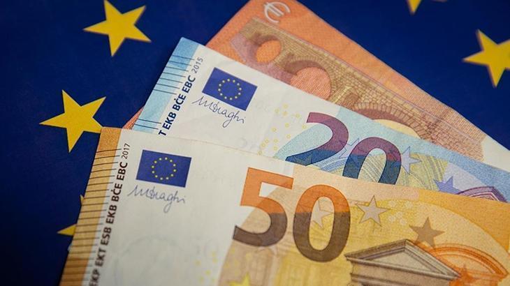 Bulgaristan resmen euroya geçiyor