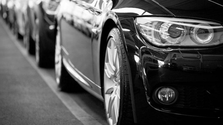 AB'de yeni otomobil satışları sert düştü