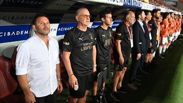 Galatasaray'da ayrılık için sıradaki isimler belli oldu! İşte beklenen bonservis