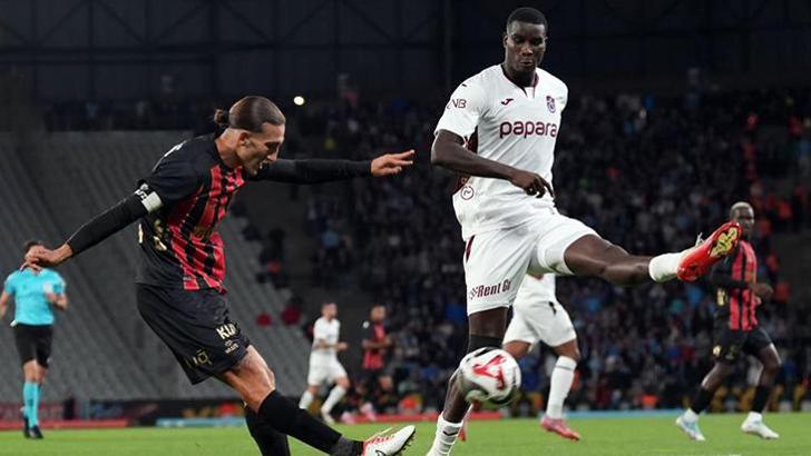 Fatih Karagümrük - Trabzonspor maçından kareler