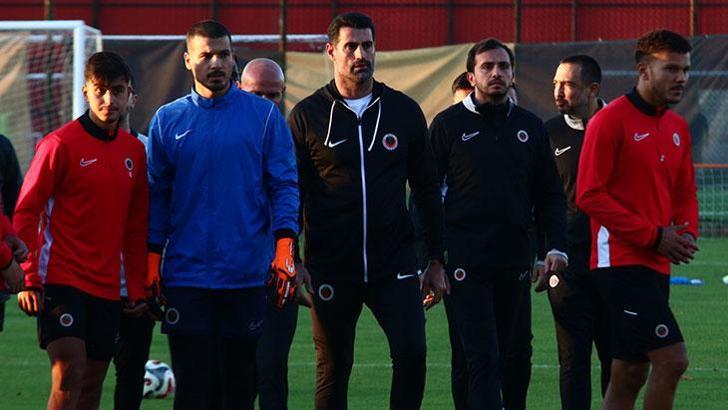 Volkan Demirel'den ilk sözler! 'Burada olmaktan çok mutluyum'