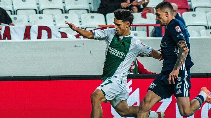 Bursaspor kupaya Antalya'da veda etti!