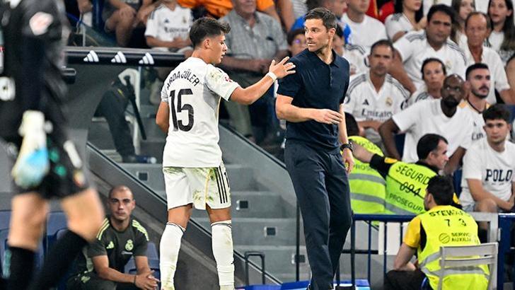 Real Madrid'de Xabi Alonso'dan Arda Güler'e mesaj! 'Söylenen hiçbir şeye inanma'