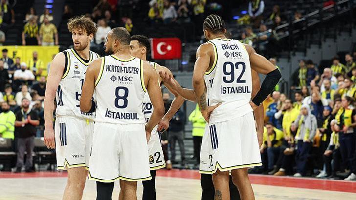 Olympiakos - Fenerbahçe maçı ertelendi!