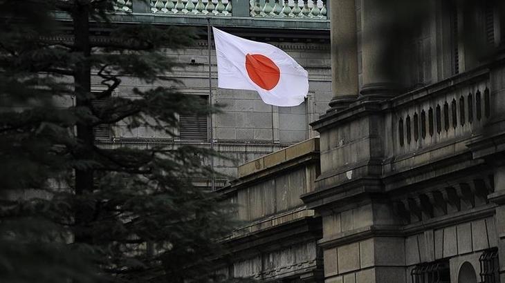 Japonya'da reel ücretler düştü