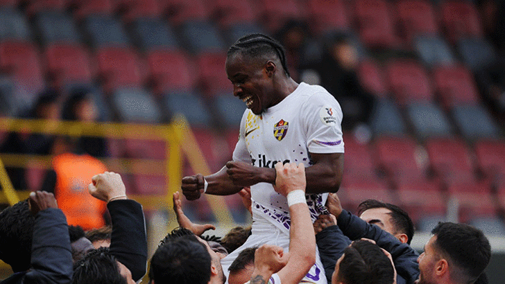 Prince Ampem, Eyüpspor'dan Çin'e transfer oldu