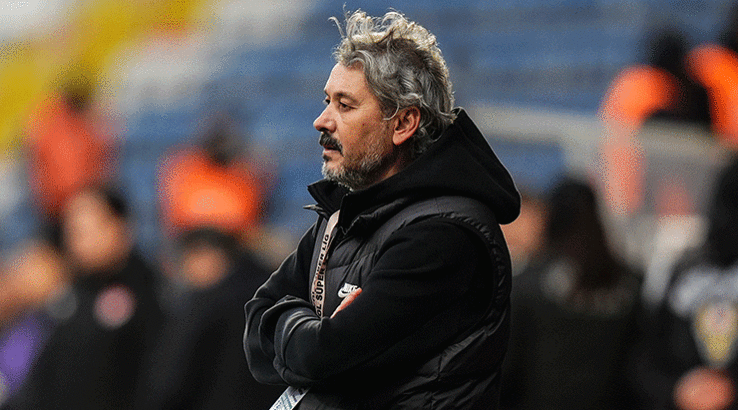 Eyüpspor teknik direktörü Atilla Gerin'den eleştiri! 'Kimsenin futbol oynamadığı bir maç'