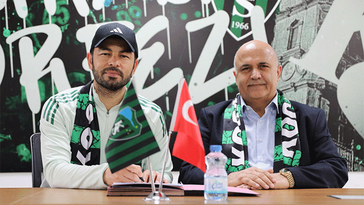 Kocaelispor'da Selçuk İnan imzayı attı! Resmen açıklandı