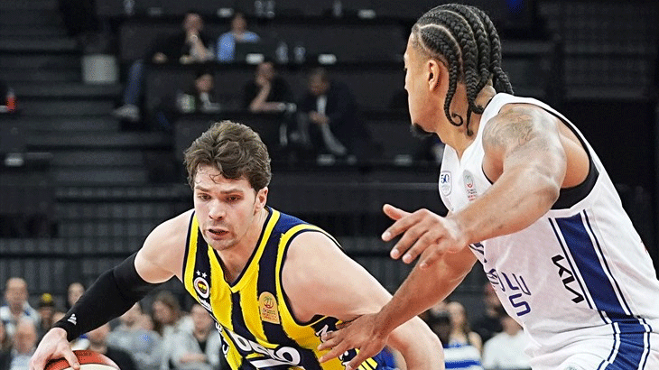 Basketbol Süper Ligi'nde Fenerbahçe, Anadolu Efes'i farklı geçti