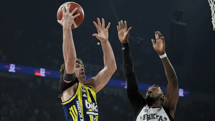 Fenerbahçe-Beşiktaş maçı ertelendi