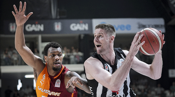Basketbol derbisinde Galatasaray, Beşiktaş'ı mağlup etti