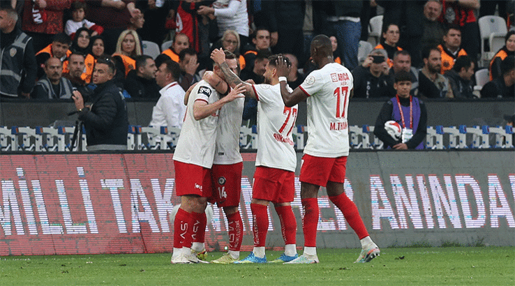 Süper Lig'e çıkan son takım belli oldu! 1. Lig play-off finalinde şampiyon Çorum FK