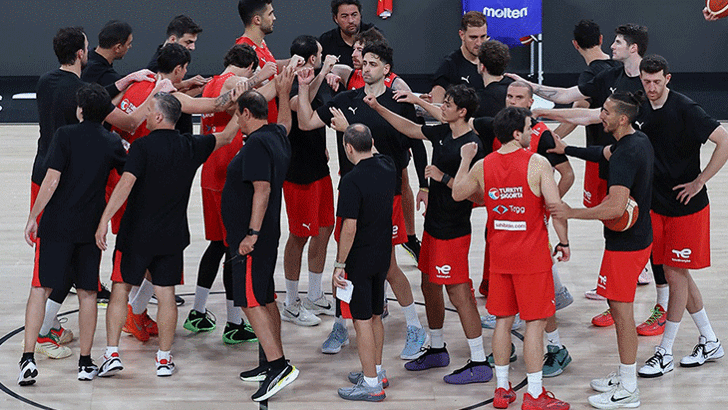 Türkiye, FIBA "güç sıralamasında" zirvedeki yerini korudu!