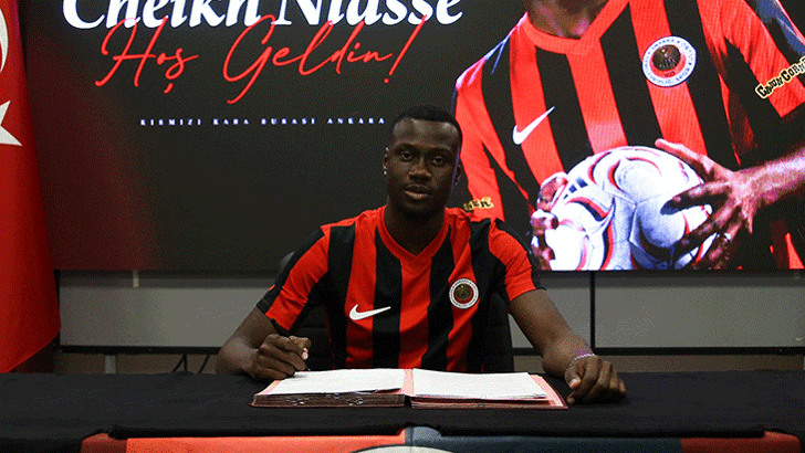 Gençlerbirliği, Cheikh Niasse'yi transfer ettiğini açıkladı