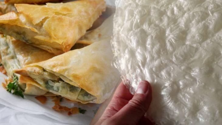 El açması börekleri solladı! Pirinç yufkasını 30 saniye bekletip sarın: Gluten yok