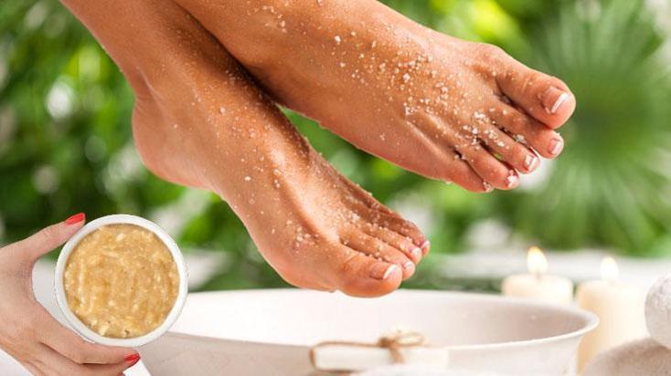 Ayaklardaki yorgunluğa formül! Muzu böyle kullanın, peeling masajı iyileştiriyor