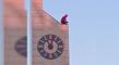Görenler şaşkına döndü! Spiderman kostümlü kişi saat kulesine tırmandı
