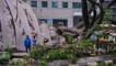 Malezya’da 'ağaç' paniği: Bir kişi öldü, 17 araçta hasar oluştu