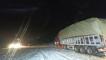 Kastamonu'da yoğun kar! Araçlar yolda kaldı