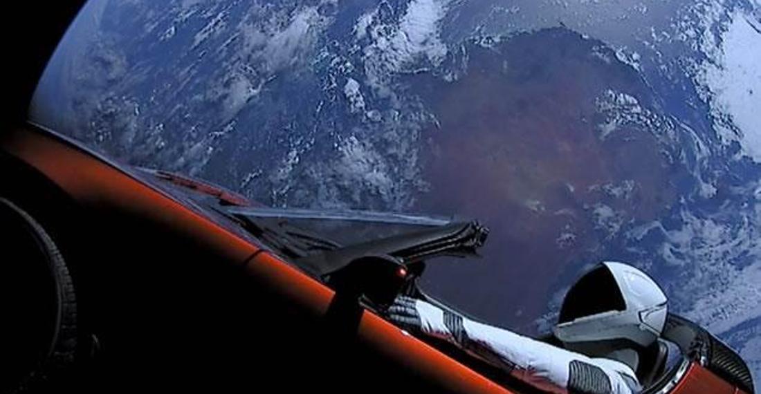 Tesla Roadster kalkış gününden sonra ilk kez görüntülendi