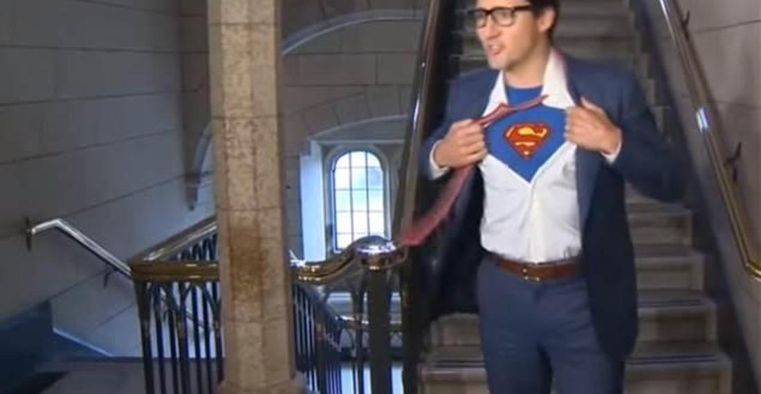 Kanada Başbakanı Justin Trudeau Cadılar Bayramı için Süpermen oldu