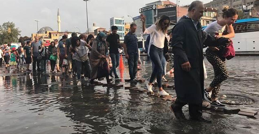 İstanbul'da yağmur neden hep iş çıkışına denk geliyor?
