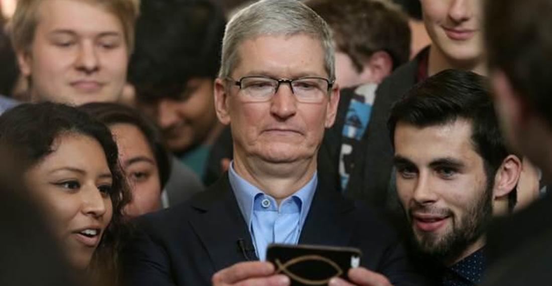 Apple'ın CEO'su Tim Cook'tan ironik sosyal medya sınırlaması
