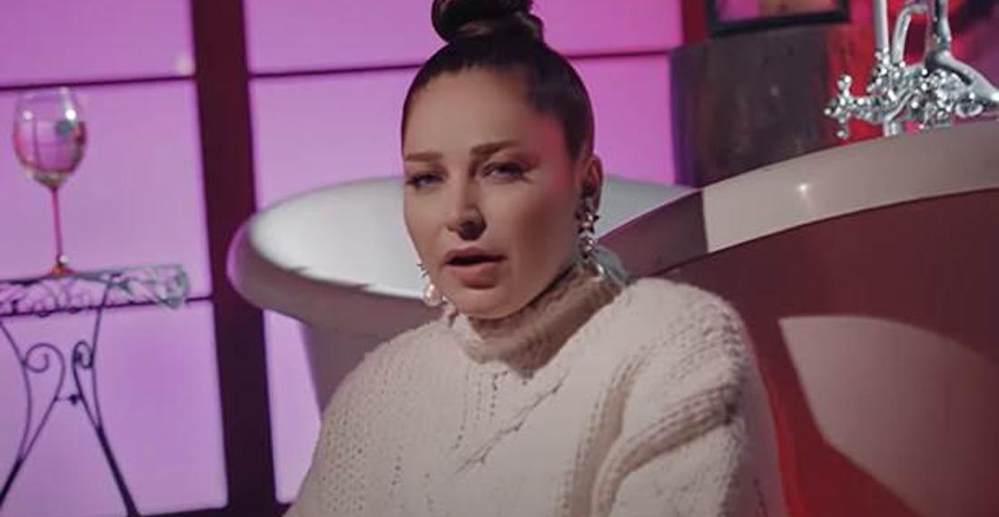 Aydan Kaya 'Yaz Bittiğinde' ile 2000'ler Türkçe pop tadını yakaladı