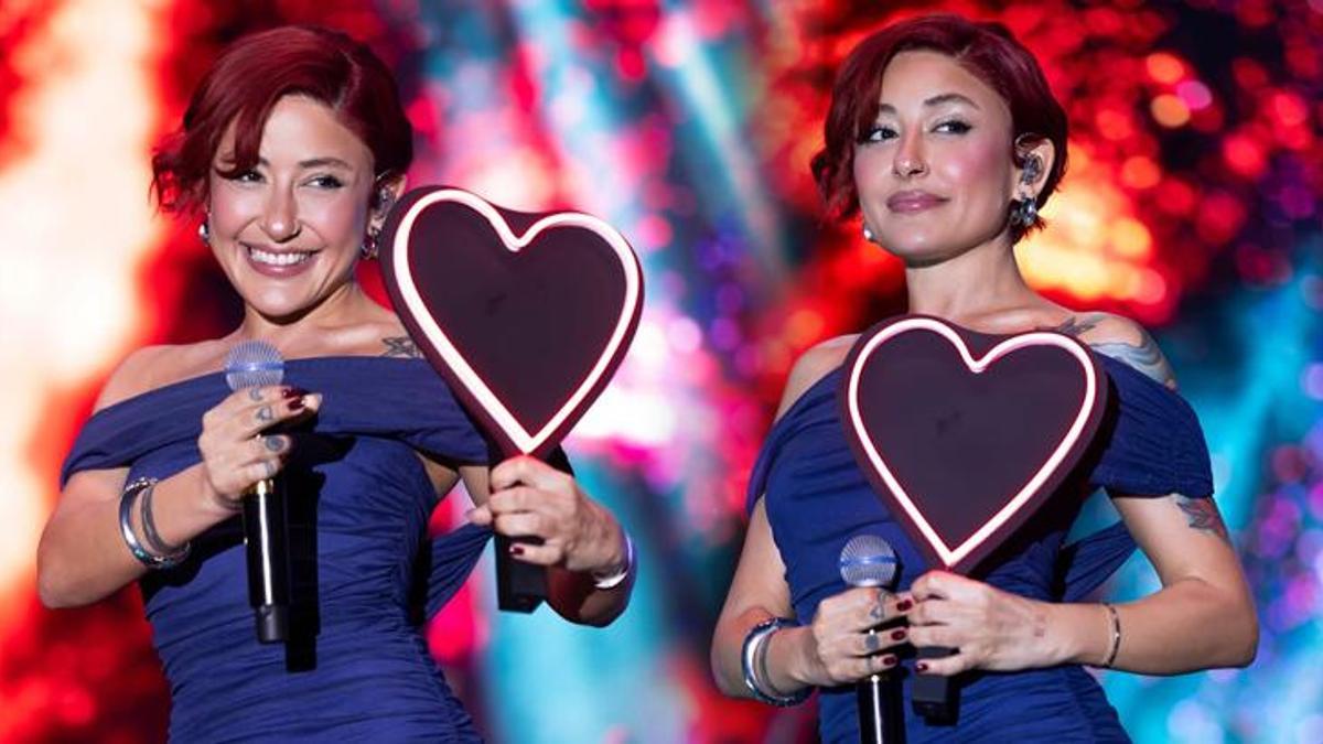 Boşandıktan sonra yeni aşka yelken açmıştı! Melek Mosso ve İspanyol sevgilisinden romantik poz