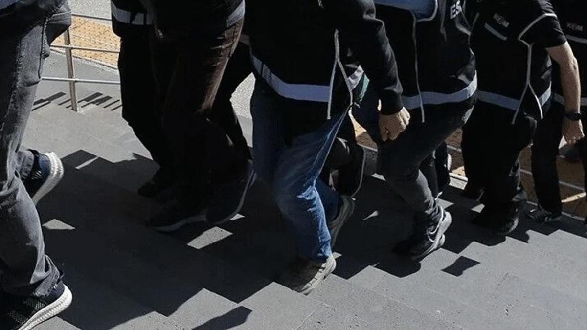 İstanbul merkezli 4 ilde dolandırıcılık operasyonu: 10 gözaltı