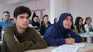 Üniversite sınavına 4&amp;#x27;üncü kez girdi! Oğluyla aynı bölümü kazandı: İstedikt