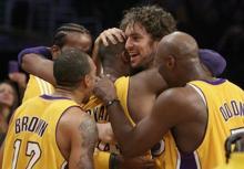 Kobe Bryant 39 sayı ile oynadı