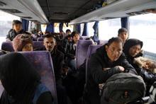 Afganlar akın akın Türkiyeye geliyor İran sınırında 1.5 milyon kişi…