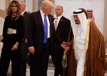 Son Dakika... Trump Suudi Arabistanda Kraldan en üst düzey devlet nişanı