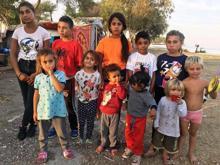 Akıl almaz olay 11 aile sopalarla mahalleden kovuldu...