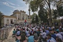 Restore edilen Yıldız Hamidiye Camisi ibadete açıldı