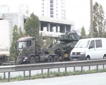 Otoyollarda tank hareketliliği
