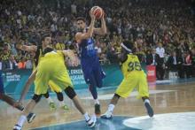 Fenerbahçe - Anadolu Efes: 77-69