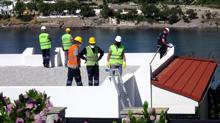 Son dakika: Yılmaz Özdilin villasındaki kaçak eklentiler yıkılıyor