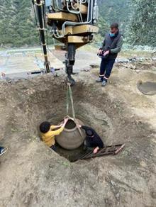 Aydında kaçak kazıda bulunan küp müzeye teslim edildi